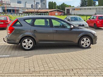 Kia Ceed SW 1,6 Benzin 86000km - 3