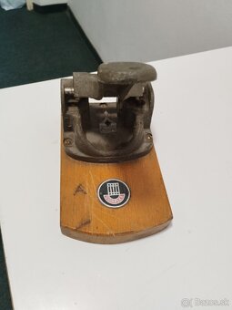 Predám starý dierkovac complex - 3