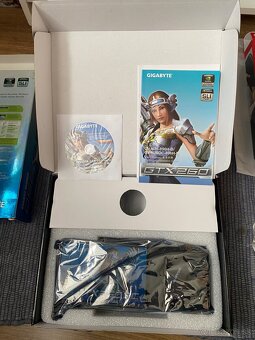 Gigabyte GTX 260 216 core - 3