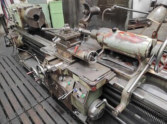 Hrotový soustruh TOS SU 63 A/2750 (8581) - 3