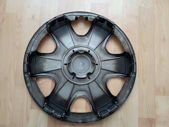 1ks puklica Skoda 15", Honda 14", VW 14" - 3