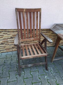 Predám záhradný stôl a stoličky - 3