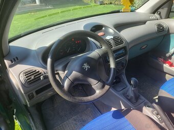 Peugeot 206 - 3