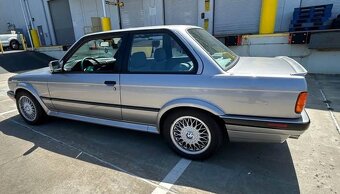 BMW E 30 325ix coupe - 3