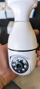 Monitorovacia IP kamera (E27) - 3