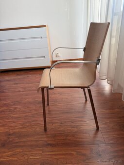 Predám moderný spálňový set – posteľ, nočné stolíky, stol - 3