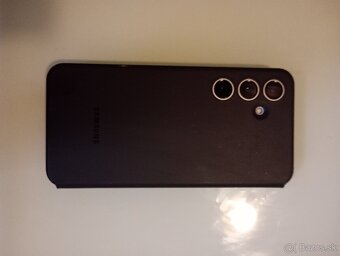 Samsung S24 FE - 3