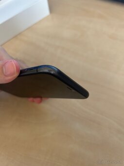 iPhone 11 64GB - 3