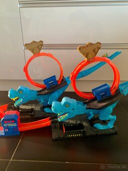 DRÁHA HOT WHEELS T-REX - 3