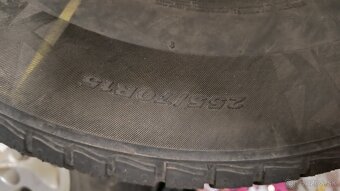 Pneu+disky Toyota Hilux 255/70 R15 - 3