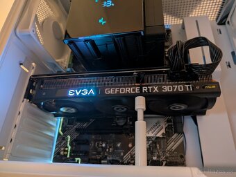 NVIDIA GeForce RTX 3070 Ti - 3