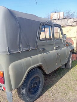 Předám uaz - 3