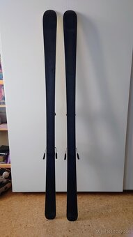 predáme zjazdové lyže - 3