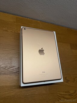 Apple iPad 32GB 6. generácia - 3