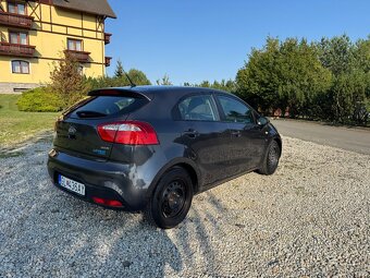Kia Rio 1.1 CRDi LX - 3