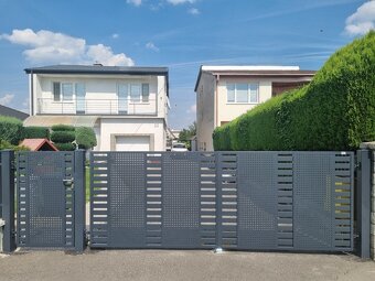 Hliníkové a kovové brány a ploty – výroba a montáž – Košice, - 3