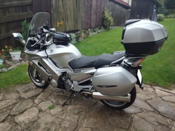 Yamaha FJR 1300A - 3