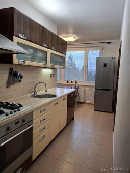 Na predaj veľký 3-izbový byt Bánovce nad Bebravou (SEVER) - 3