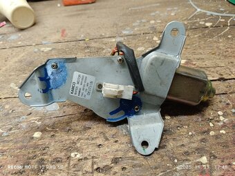 Zadný stierač Kamco - 3