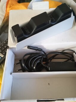 Dok nabíjačka na na dualshock ps5 - 3