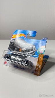 Hot Wheels Mercedes-Benz 500 E - 3