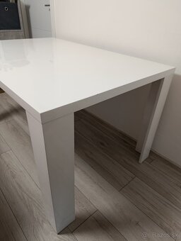 Biely jedálenský stôl - 3