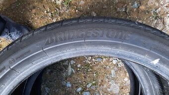 255/40r21 102T Bridgestone letne - 3