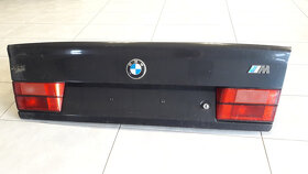 BMW 5 E34 Zadná kapota - 3