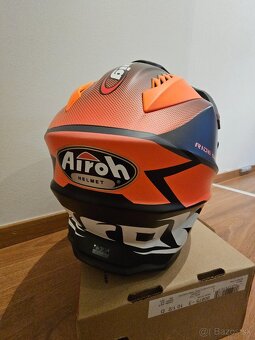 Airoh Commander/ Veľkosť M - 3