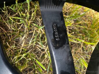 Predám Kolesá Touareg R21 285/40 R21 - 3