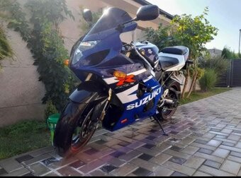 Suzuki gsxr 750 k5 - 3