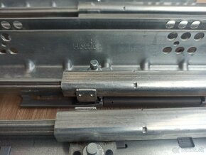 Výsuv pre zásuvku s tlmením Hettich 350mm 20/22 - 3