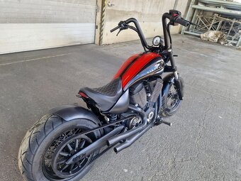 Victory Bobber. Výmena. - 3