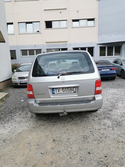 Predám KIA Carnival - 3