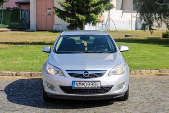 Opel Astra J 1.7CDTI 2011 - 3