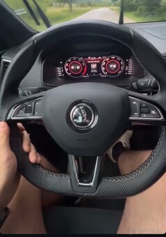 Škoda Karoq Športline 1.5 Tsi - 3