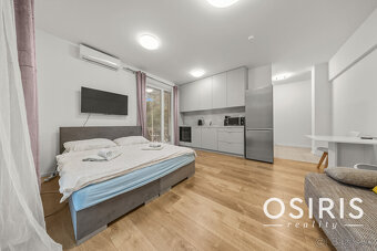 Klimatizovaný 1i byt s balkónom, novostavba 2022, predzáhrad - 3