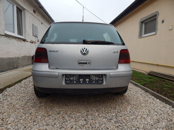 VW Golf 4 - 3