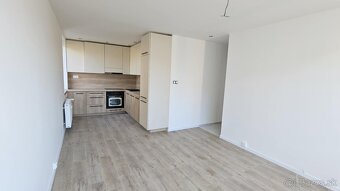 NOVINKA - 3 izb. byt ROŽŇAVSKÁ ul. Terasa - NOVÁ REKONŠTRUKC - 3