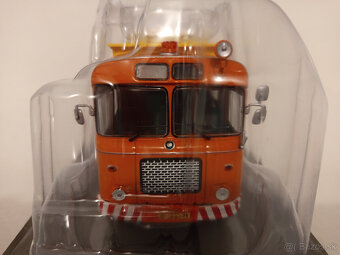 model 1:43 SKODA 706 RT Schorling DeAgostiny - 3