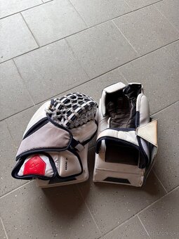 Brankárske betóny BAUER SUPREME SHADOW CUSTOM - 3