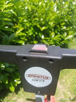Podlahovy "istiaci stroj Sprintus eem 13 - 3