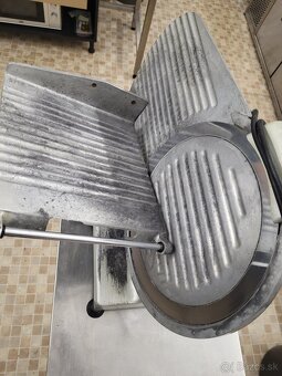 Nárezovy stroj - krájač do kuchyne - 3