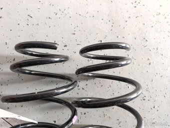 Zadné pružiny Kia Sorento - 3