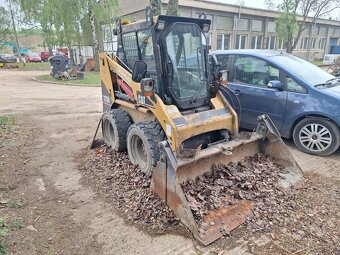 CATERPILLAR 226 B - 3