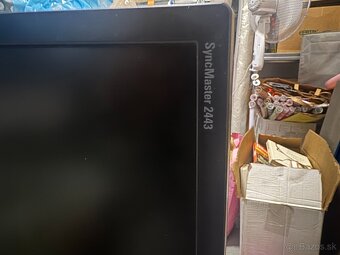 LCD monitor 24" SAMSUNG SyncMaster 2443 - 3