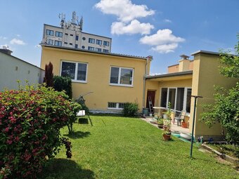 4-izbový dom s garážou na Zobore - prenájom - 3