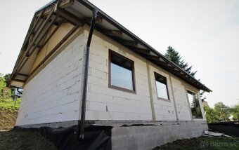 Nízkoenergetická novostavba rodinného domu so záhradou /574 - 3