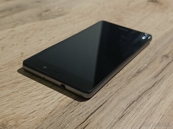 Huawei P8 Lite 2015 (ALE-L21) na náhradné diely/opravu - 3