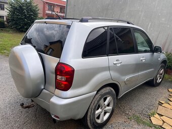 Toyota RAV4 2.0 D - 3